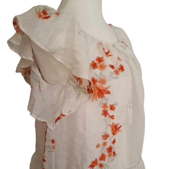 Studio Petite Embroidered Floral Ruffle Sleeve Lightweight Blouse Size Large P - Picture 3 of 8